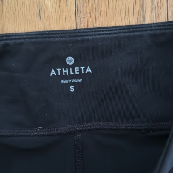 Athleta | Black Capris Cutout Leggings | size S - Picture 5 of 7